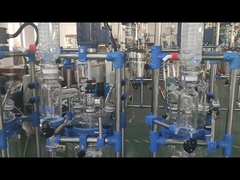 REATTORE IN VETRO PER REAZIONI CHIMICHE