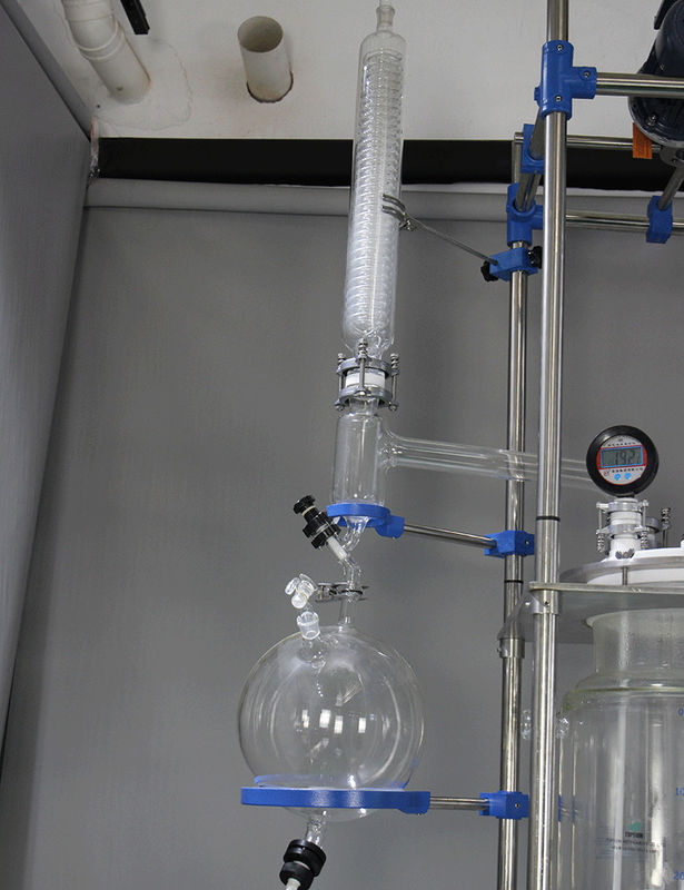 Plant Extraction Borosilicate Glass Reactor , Double Jacketed Glass Reactor High Safety